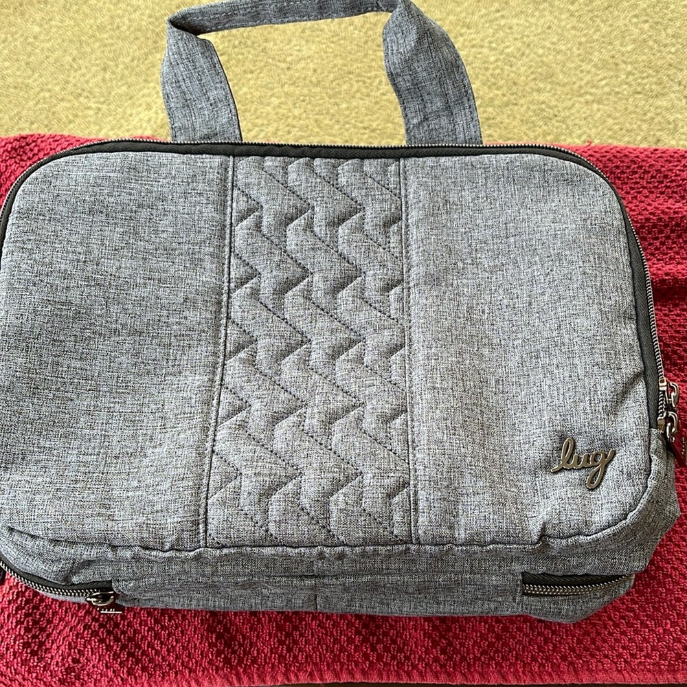 Lug Quilted Cosmetic Case w/ Top Handle Flatbed Deluxe Heather Gray. NWOT